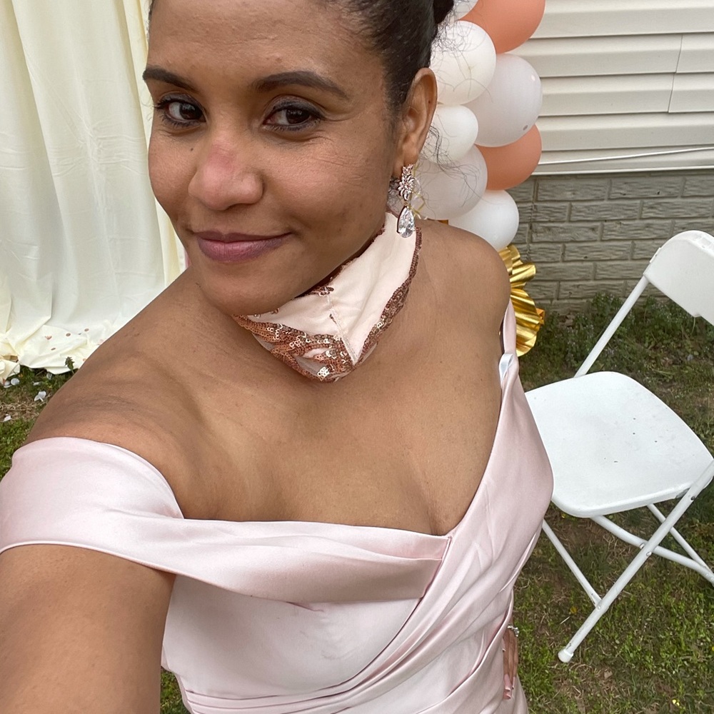Dress - Picture 3 of 5